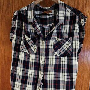 Jachs Girlfriend Short Sleeve Button Up Size Large